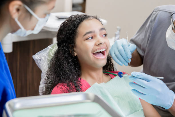 Best Emergency Tooth Extraction in Kemp, TX